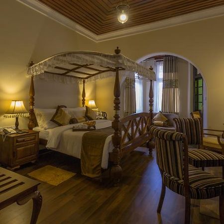 Serene Villa Нувара-Елія Екстер'єр фото